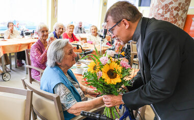 Julie Žežulková, 103 let